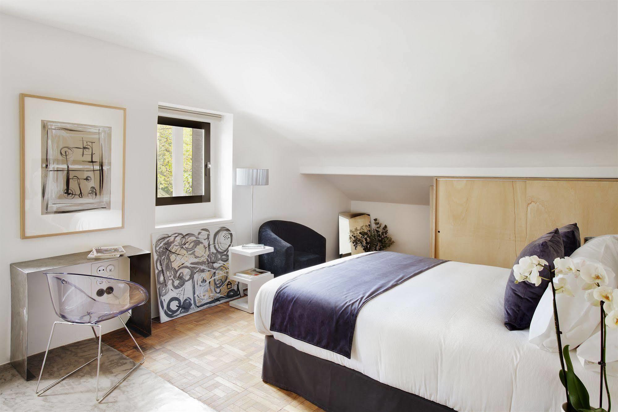 Box Art Hotel - La Torre Collado Mediano Exterior photo